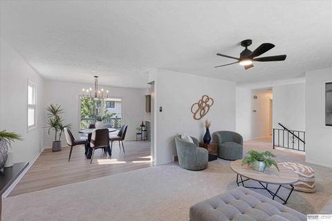 Photo of 4915 Robin Drive, Bellevue, NE 68157 (MLS # 22533623)