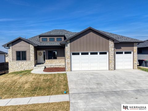 Photo of 7630 Ponce Drive, Lincoln, NE 68516 (MLS # 22605083)