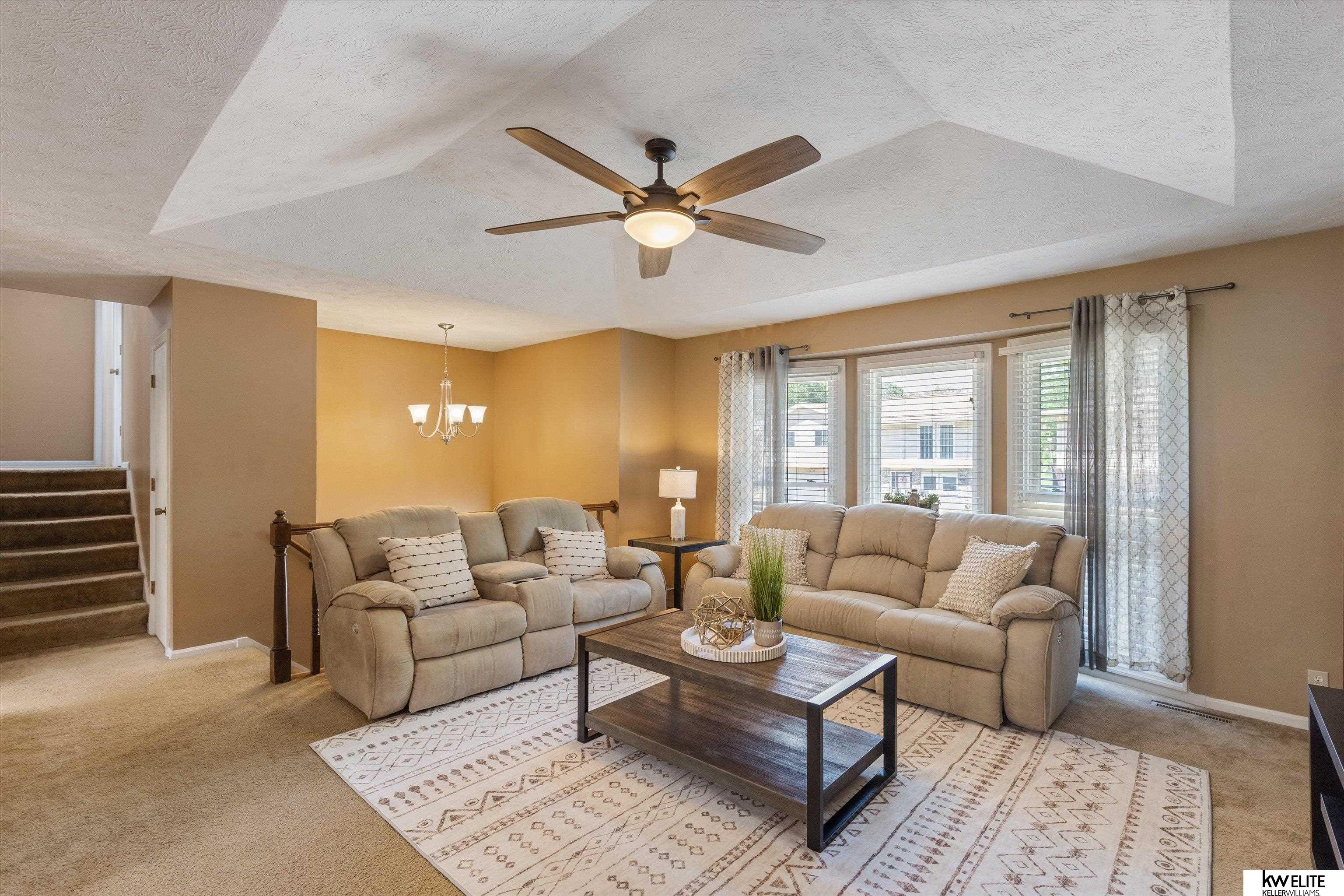 Omaha, Nebraska 68164, United States, 3 Bedrooms Bedrooms, ,2 BathroomsBathrooms,Residential,Pending,132366