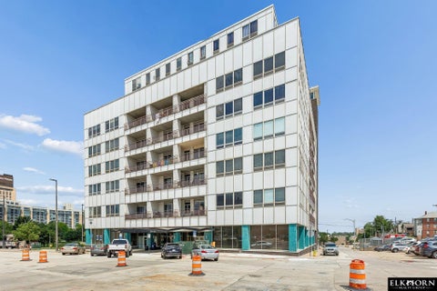 Photo of 3000 Farnam Street #8F, Omaha, NE 68131 (MLS # 22617832)
