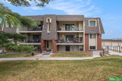 Photo of 12025 Pierce Plaza #124, Omaha, NE 68144 (MLS # 22534035)