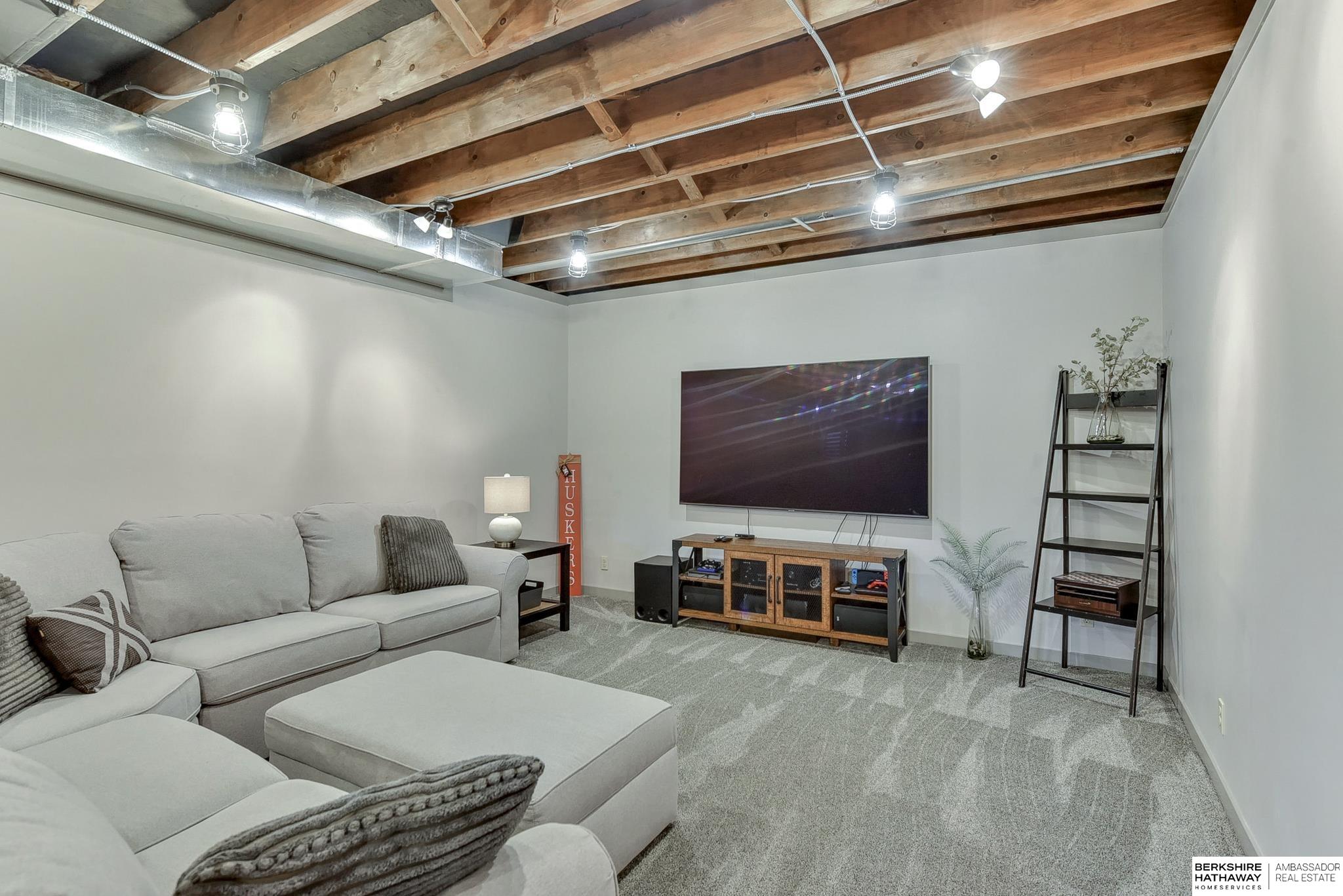 Bennington, Nebraska 68007, United States, 4 Bedrooms Bedrooms, ,3 BathroomsBathrooms,Residential,Active,119772