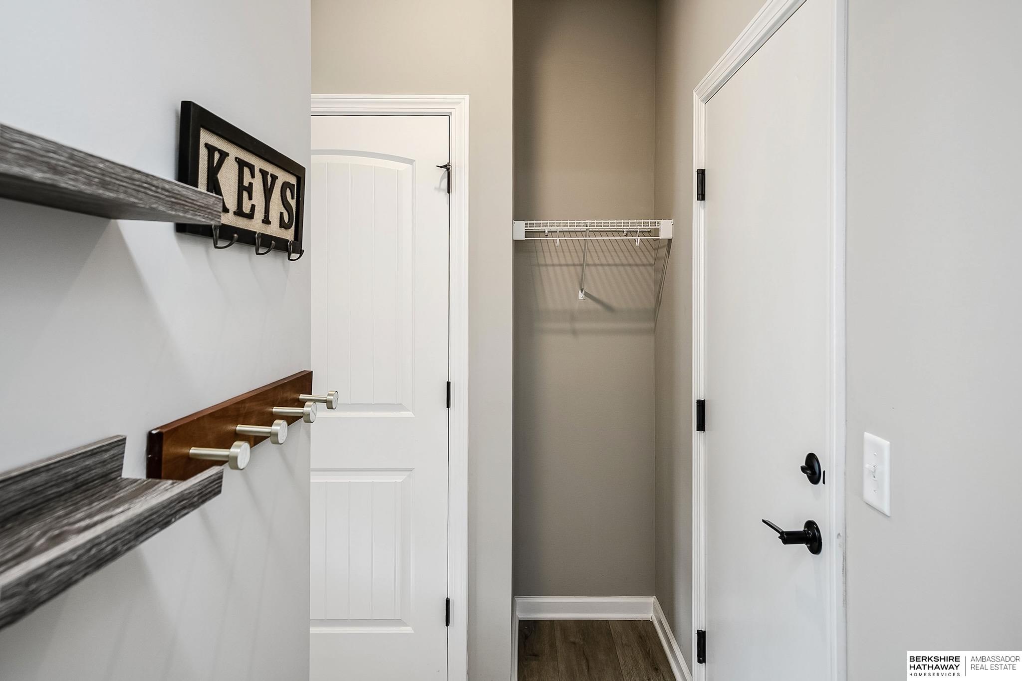 Omaha, Nebraska 68116, United States, 4 Bedrooms Bedrooms, ,3 BathroomsBathrooms,Residential,Active,197087