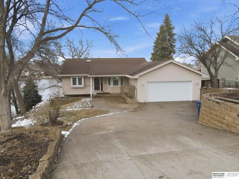 Photo of 1104 Murray Point, Plattsmouth, NE 68048 (MLS # 22606947)