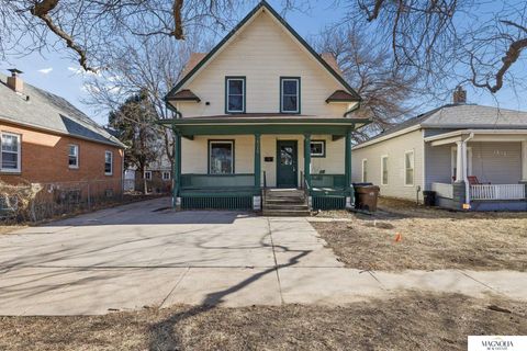 Photo of 1310 S 10th Street, Lincoln, NE 68502 (MLS # 22604106)