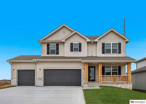 Photo of 4518 S 215th Avenue, Elkhorn, NE 68022 (MLS # 22602271)