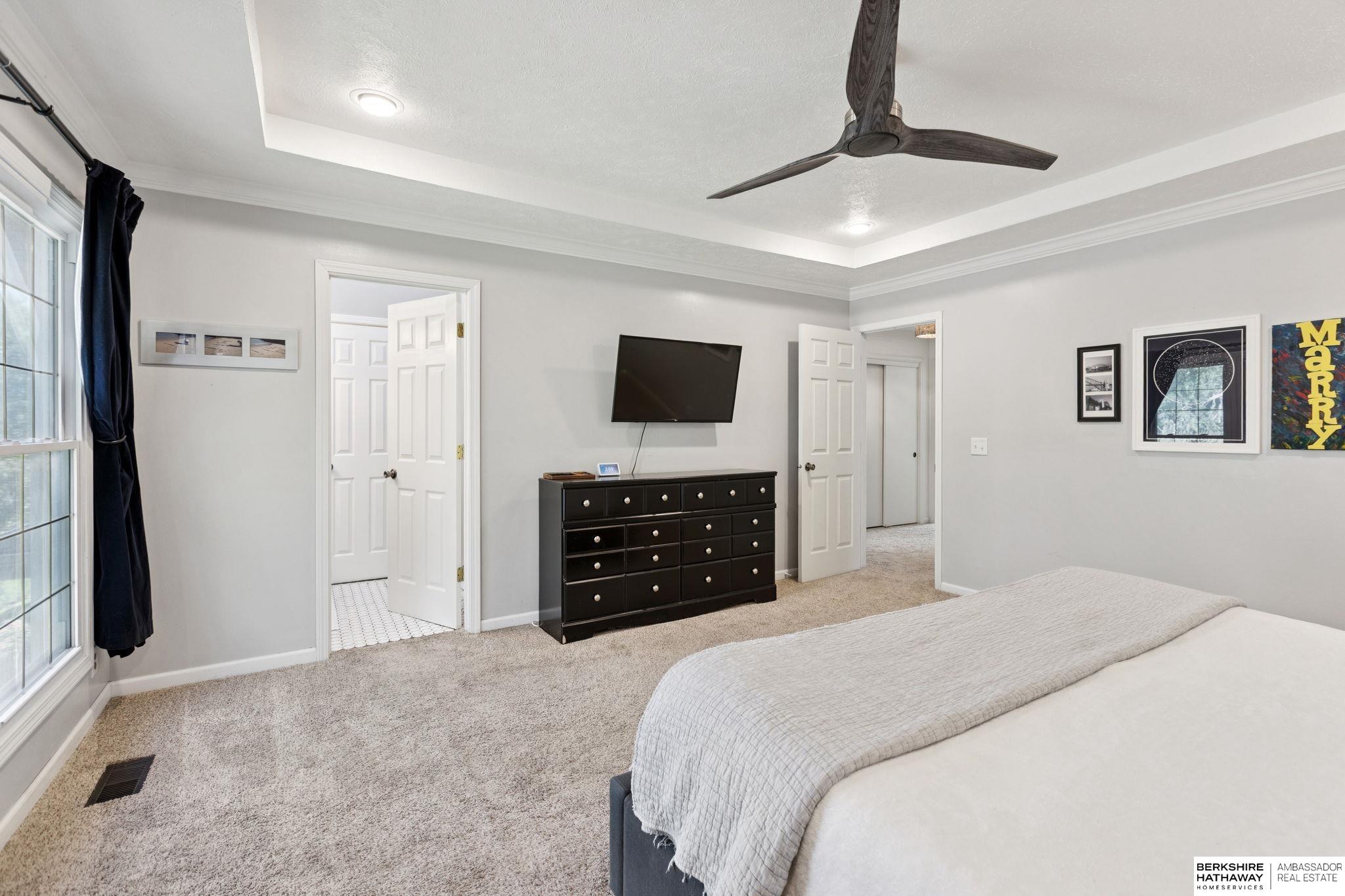 Omaha, Nebraska 68130, United States, 4 Bedrooms Bedrooms, ,2 BathroomsBathrooms,Residential,Pending,217506