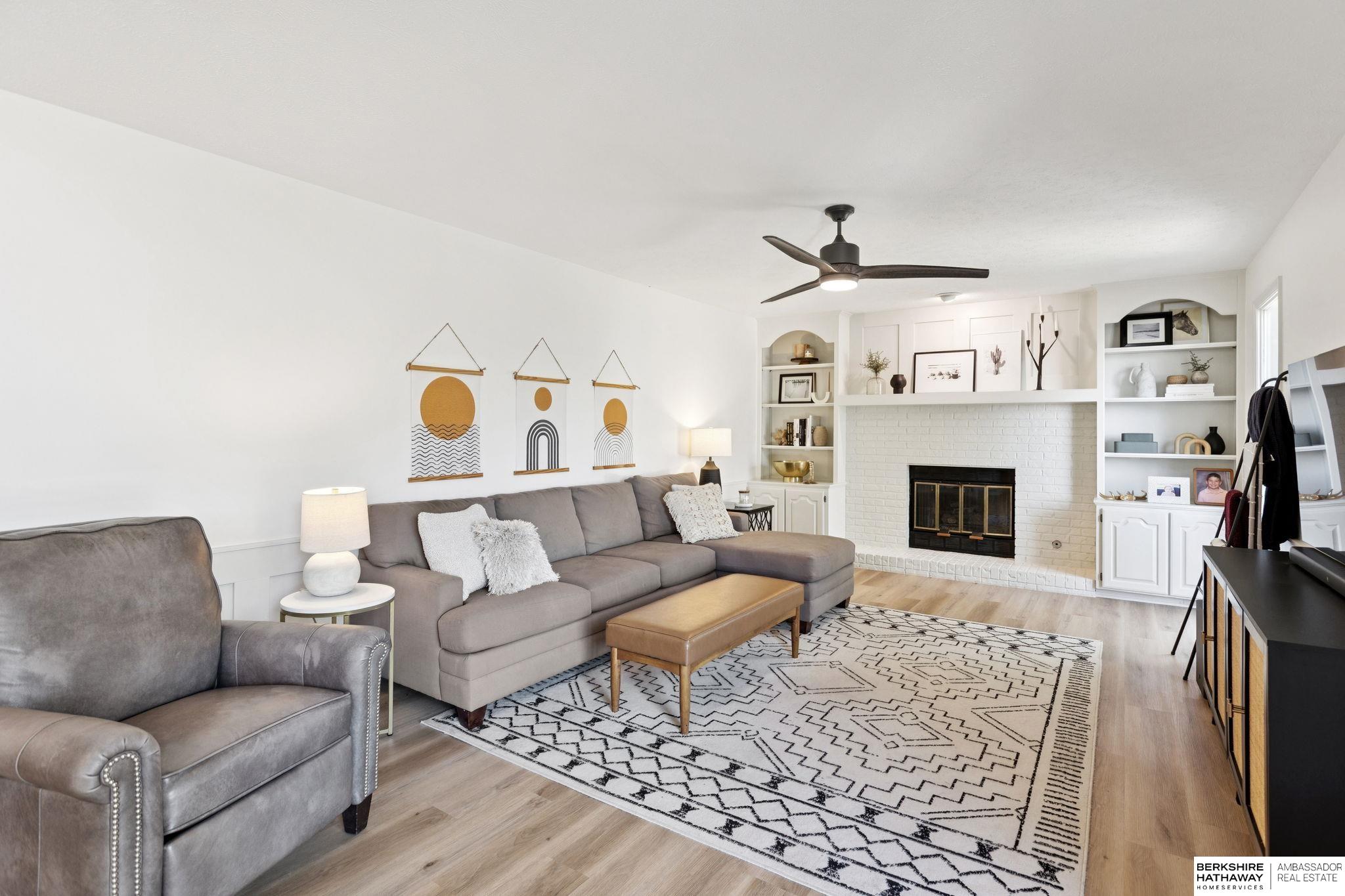 Omaha, Nebraska 68130, United States, 4 Bedrooms Bedrooms, ,2 BathroomsBathrooms,Residential,Pending,217506