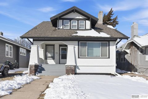 Photo of 2874 Mary Street, Omaha, NE 68116 (MLS # 22604709)