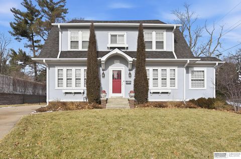 Photo of 5304 Western Avenue, Omaha, NE 68132 (MLS # 22603904)