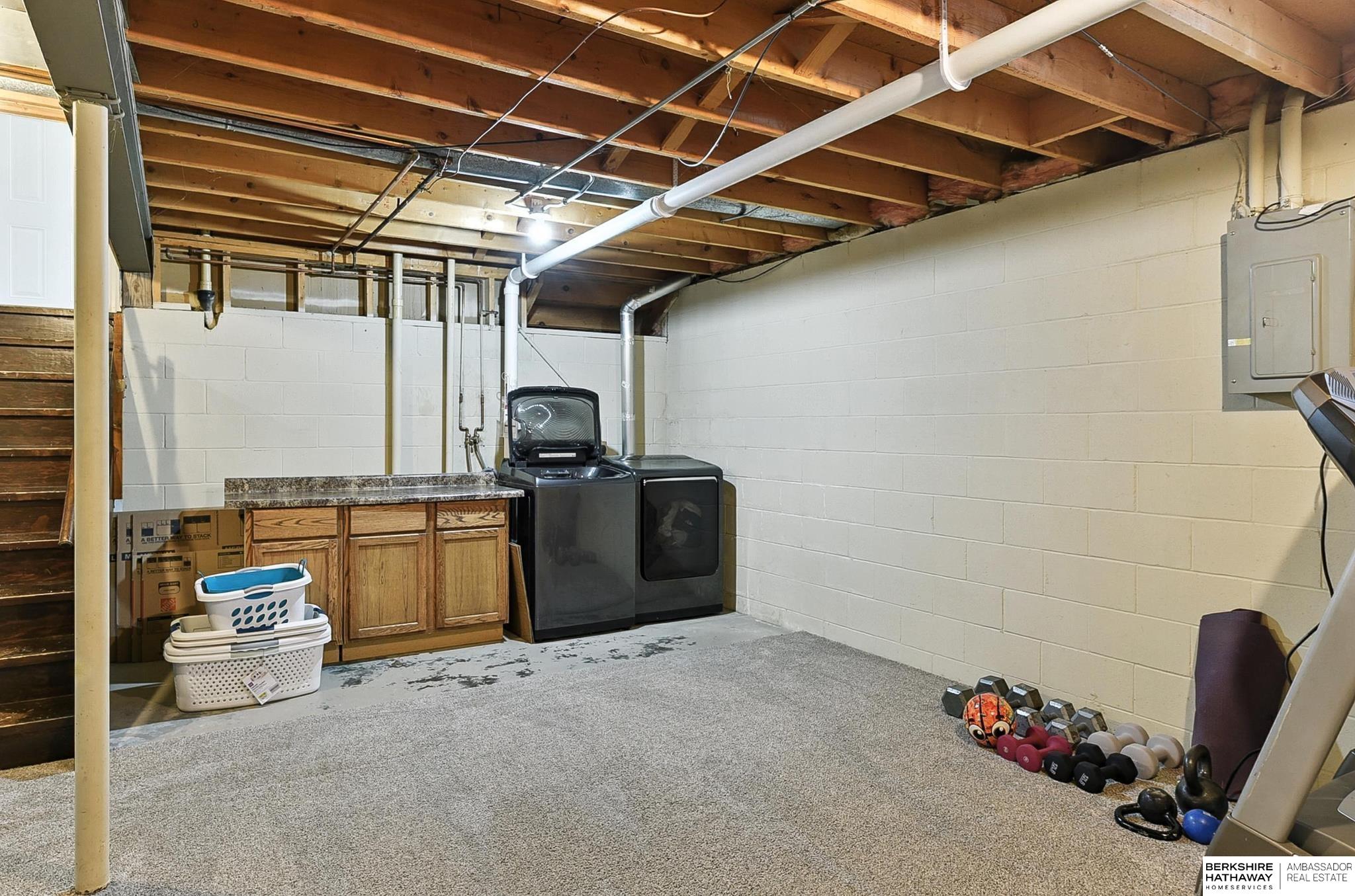 Omaha, Nebraska 68144, United States, 3 Bedrooms Bedrooms, ,2 BathroomsBathrooms,Residential,Active,162811