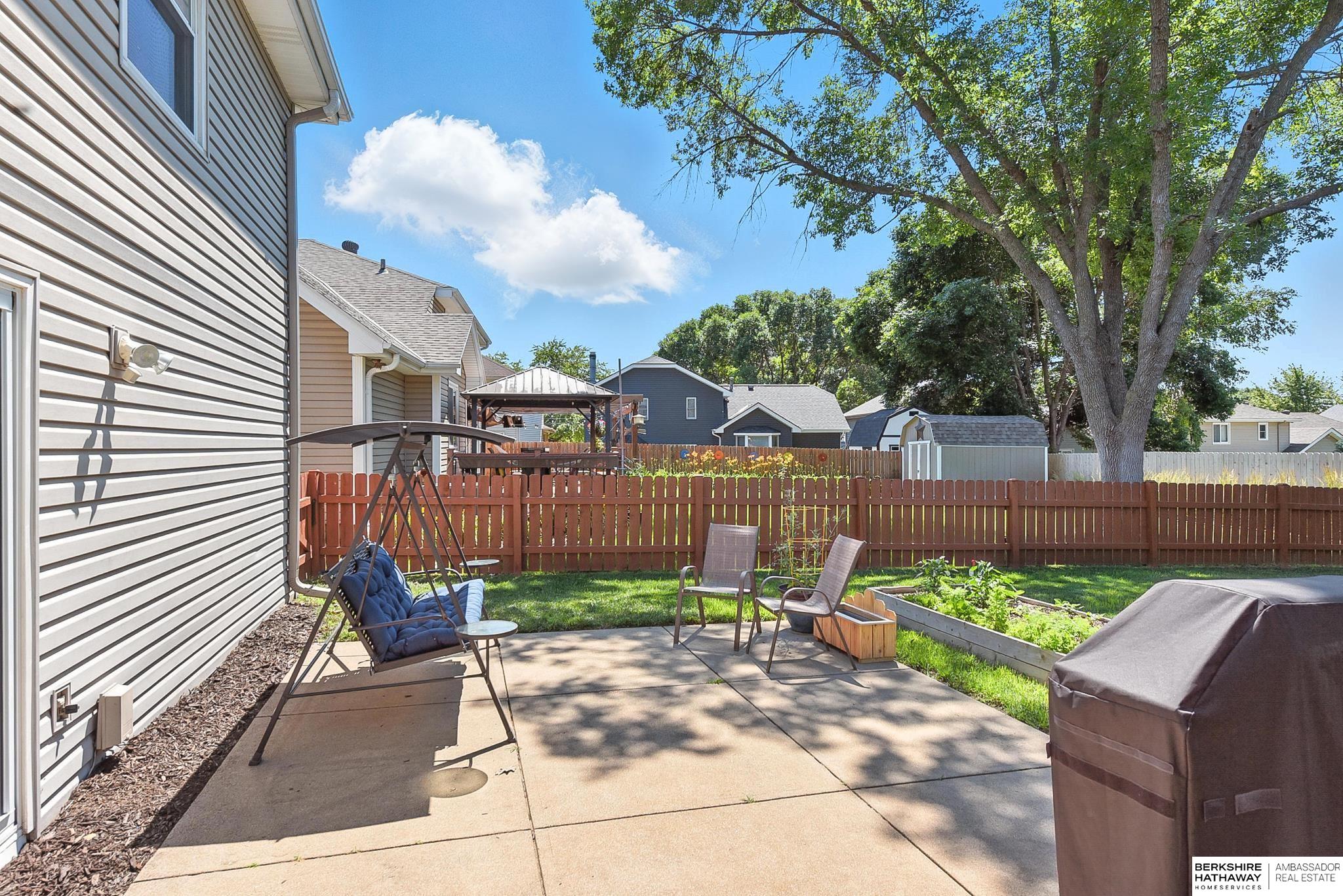 Omaha, Nebraska 68144, United States, 3 Bedrooms Bedrooms, ,2 BathroomsBathrooms,Residential,Active,162811