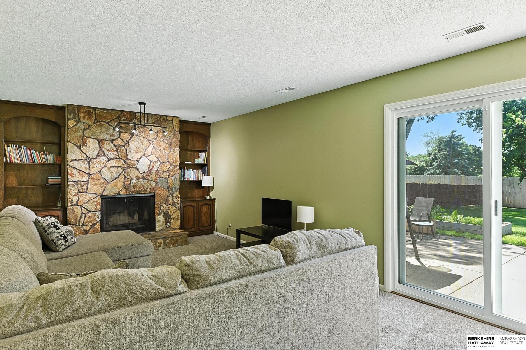 Omaha, Nebraska 68144, United States, 3 Bedrooms Bedrooms, ,2 BathroomsBathrooms,Residential,Active,162811