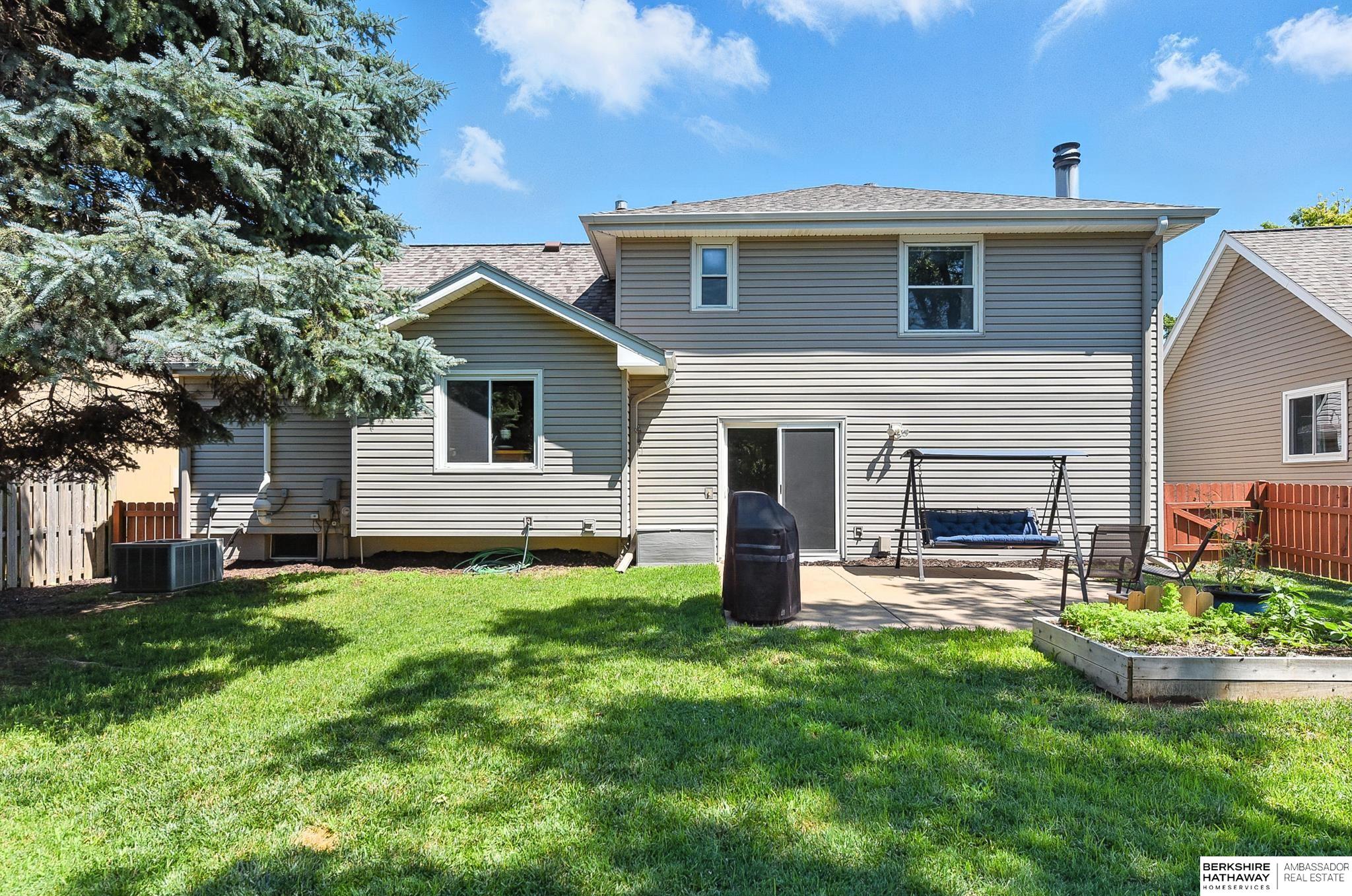 Omaha, Nebraska 68144, United States, 3 Bedrooms Bedrooms, ,2 BathroomsBathrooms,Residential,Active,162811