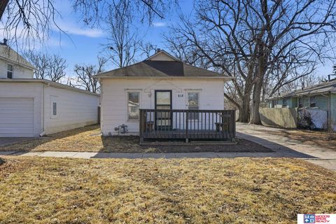 Photo of 215 B Street, Lincoln, NE 68502 (MLS # 22604358)