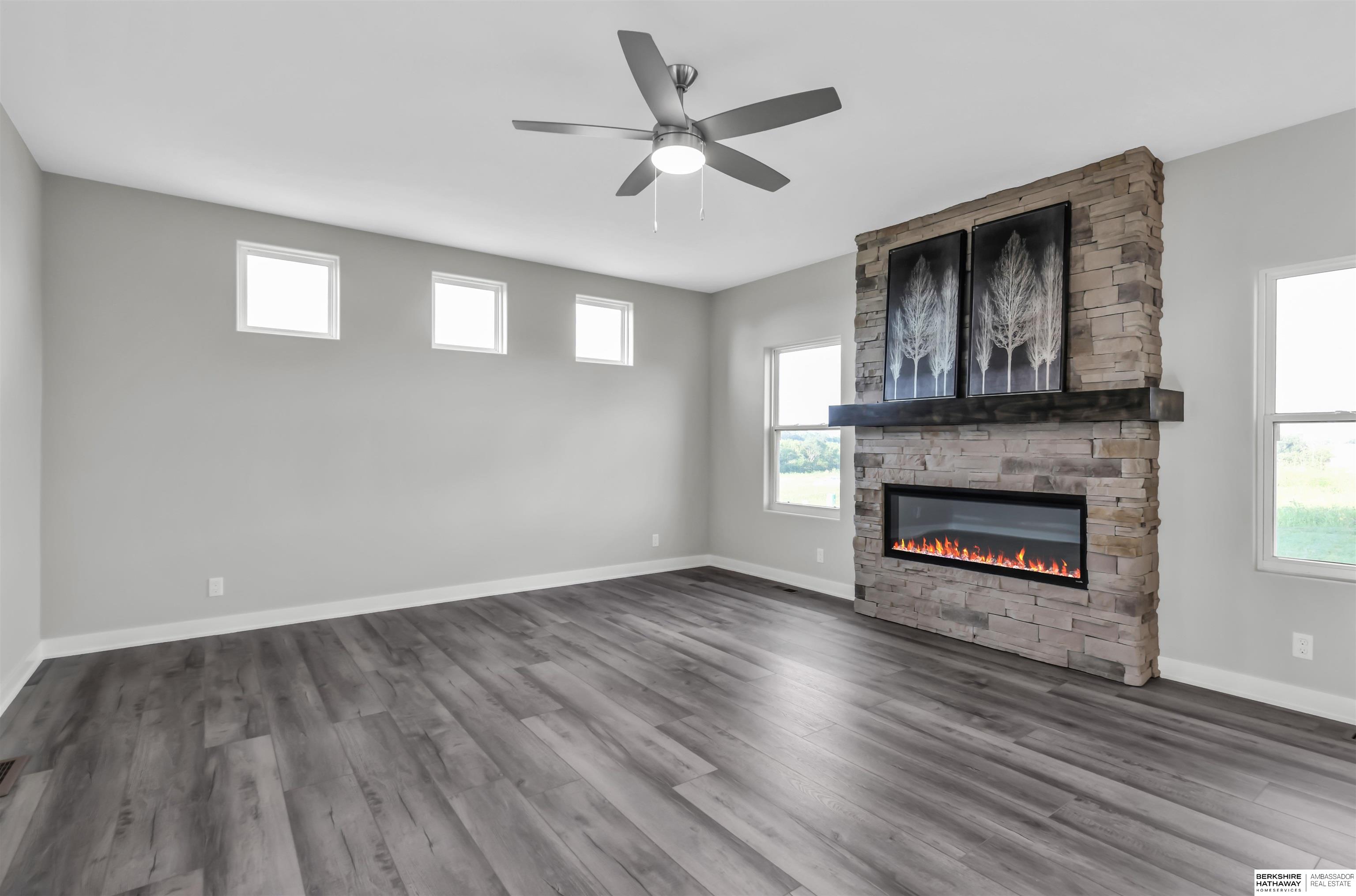 Elkhorn, Nebraska 68022, United States, 4 Bedrooms Bedrooms, ,3 BathroomsBathrooms,Residential,Active,20171