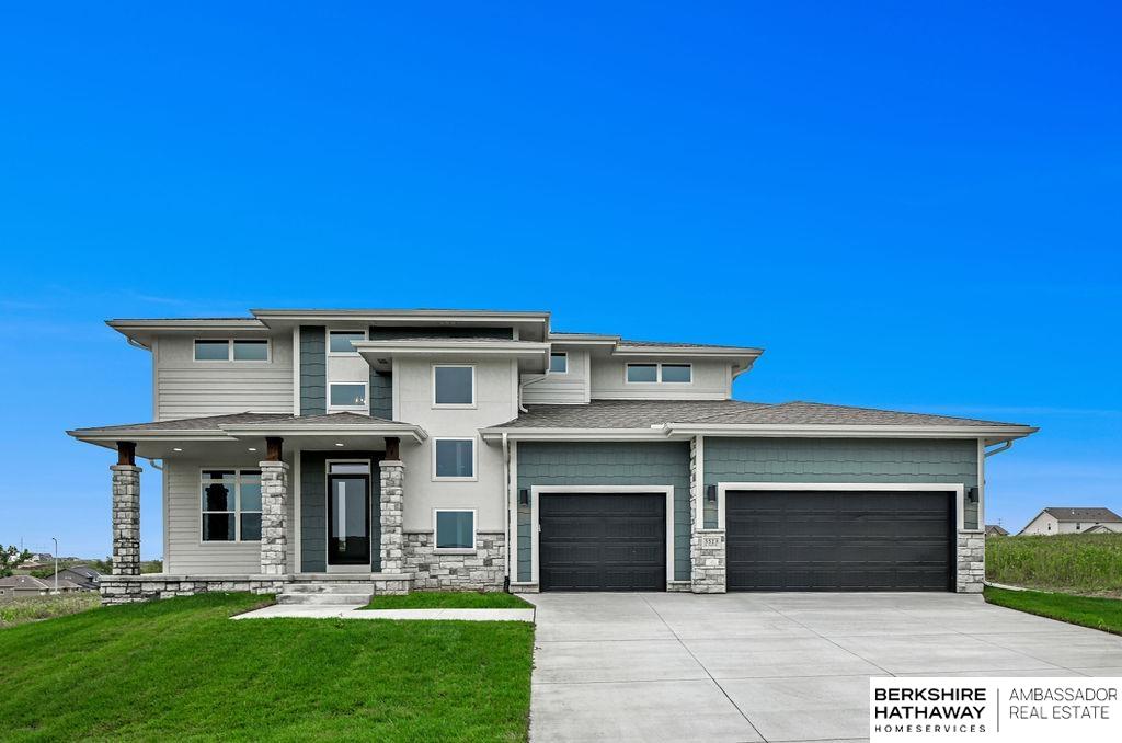 Elkhorn, Nebraska 68022, United States, 4 Bedrooms Bedrooms, ,3 BathroomsBathrooms,Residential,Active,20171