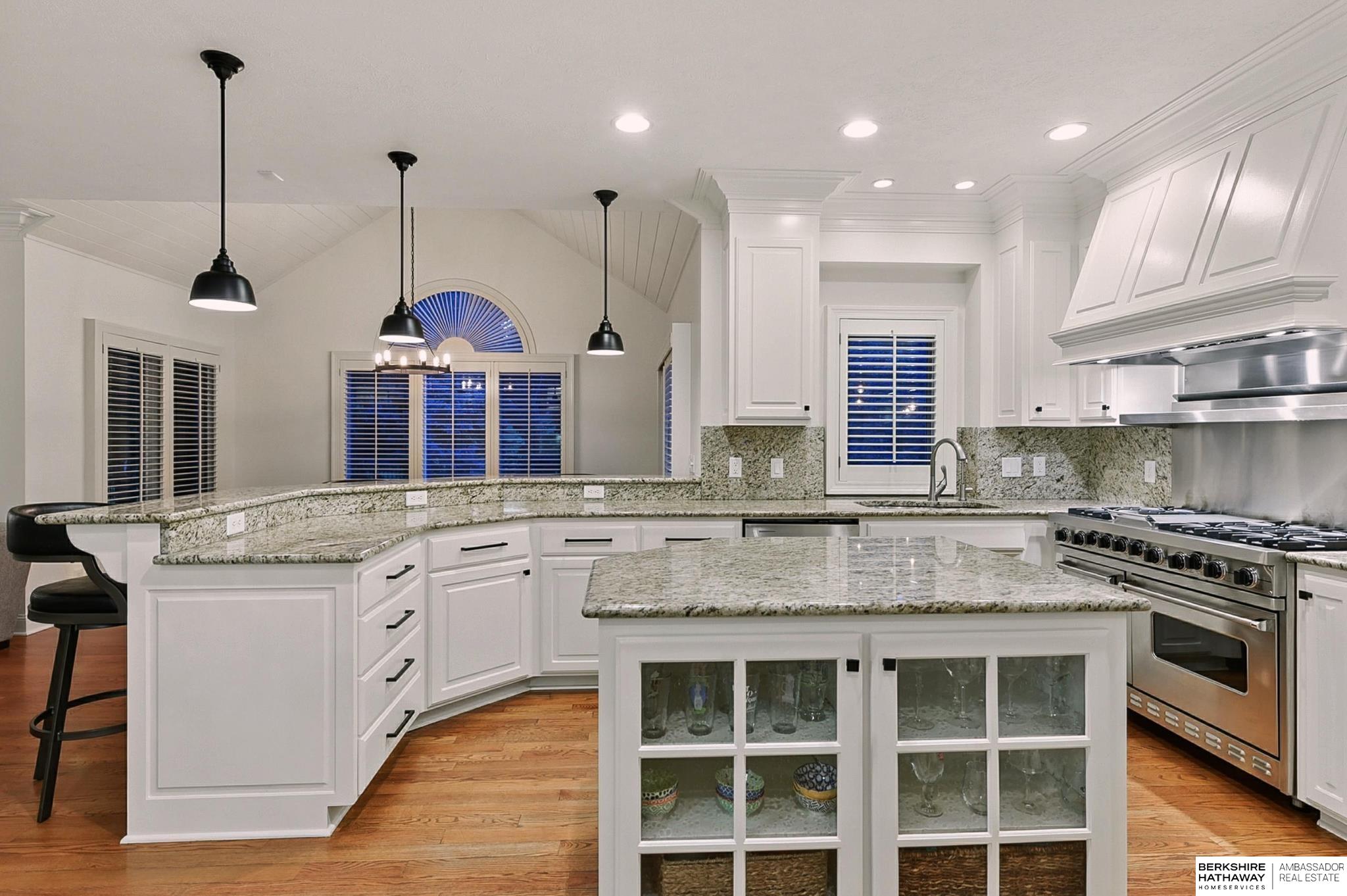 Omaha, Nebraska 68022, United States, 4 Bedrooms Bedrooms, ,4 BathroomsBathrooms,Residential,Active,189994