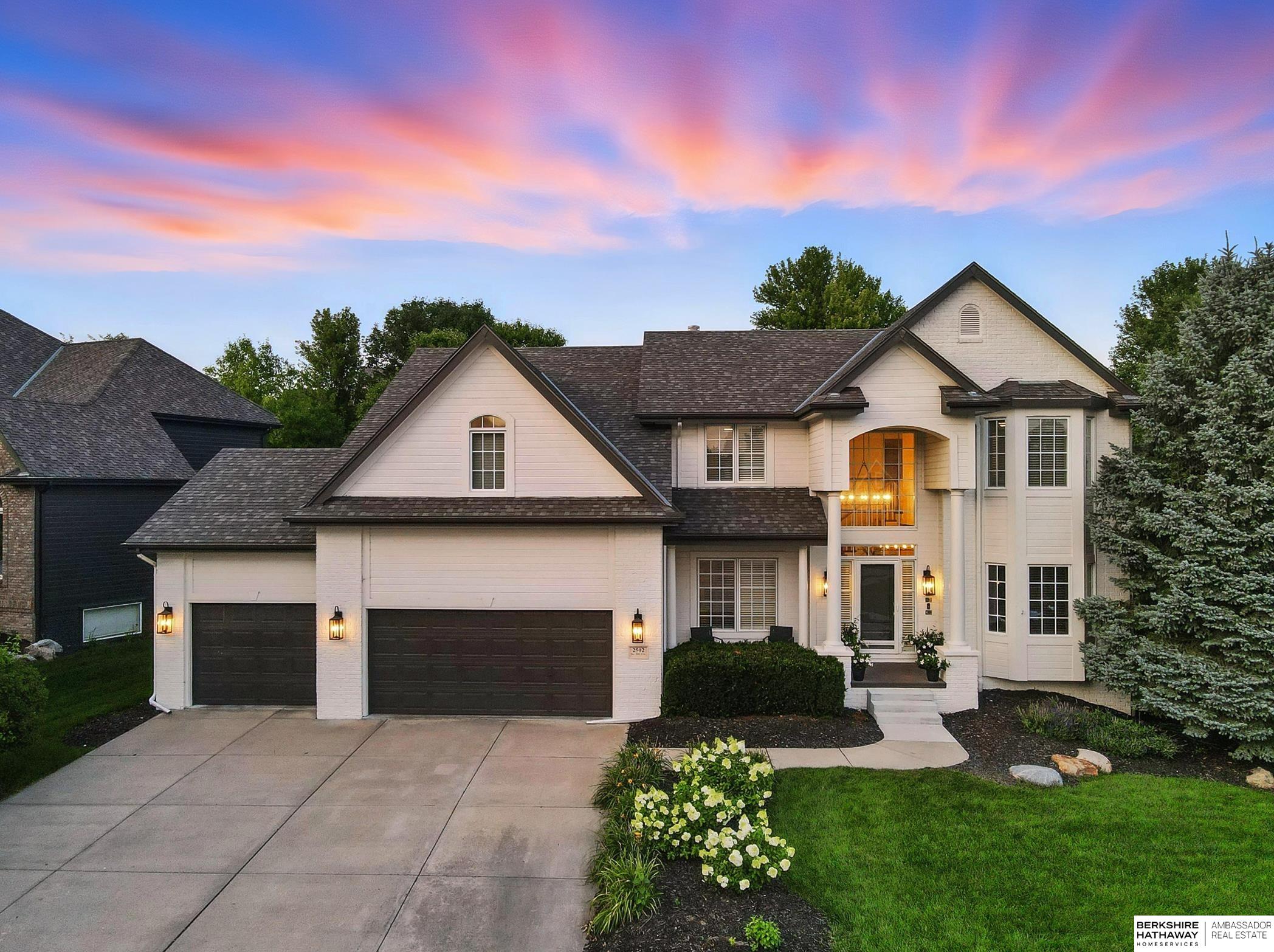 Omaha, Nebraska 68022, United States, 4 Bedrooms Bedrooms, ,4 BathroomsBathrooms,Residential,Active,189994