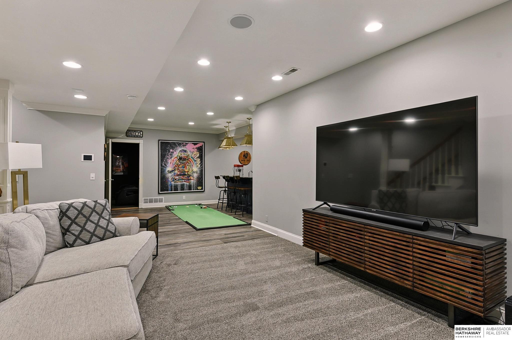 Omaha, Nebraska 68022, United States, 4 Bedrooms Bedrooms, ,4 BathroomsBathrooms,Residential,Active,189994