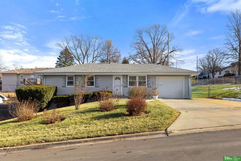 Photo of 4905 N 59TH Street, Omaha, NE 68104 (MLS # 22535156)