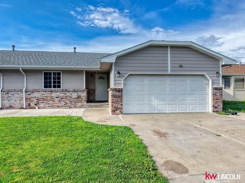 Photo of 305 W Belmont Avenue, Lincoln, NE 68521 (MLS # 22618189)