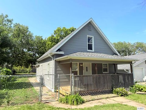 Photo of 1609 N 23 Street, Lincoln, NE 68503 (MLS # 22603361)