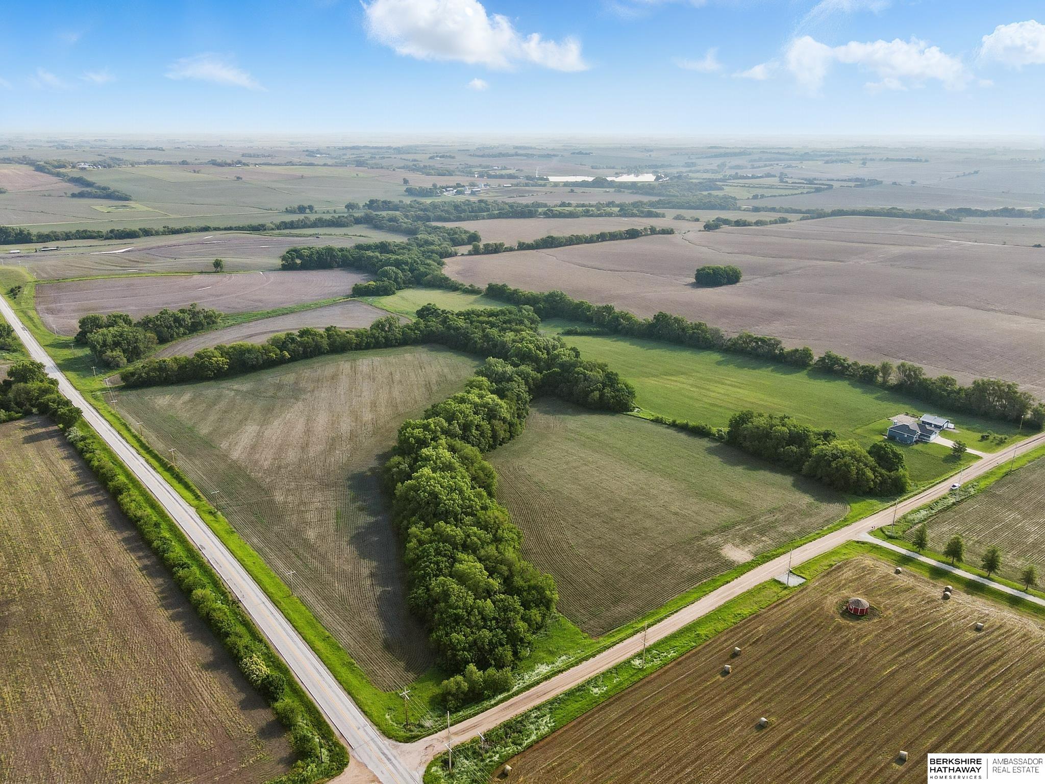 Malmo, Nebraska 68040, United States, 4 Bedrooms Bedrooms, ,3 BathroomsBathrooms,Residential,Pending,146832
