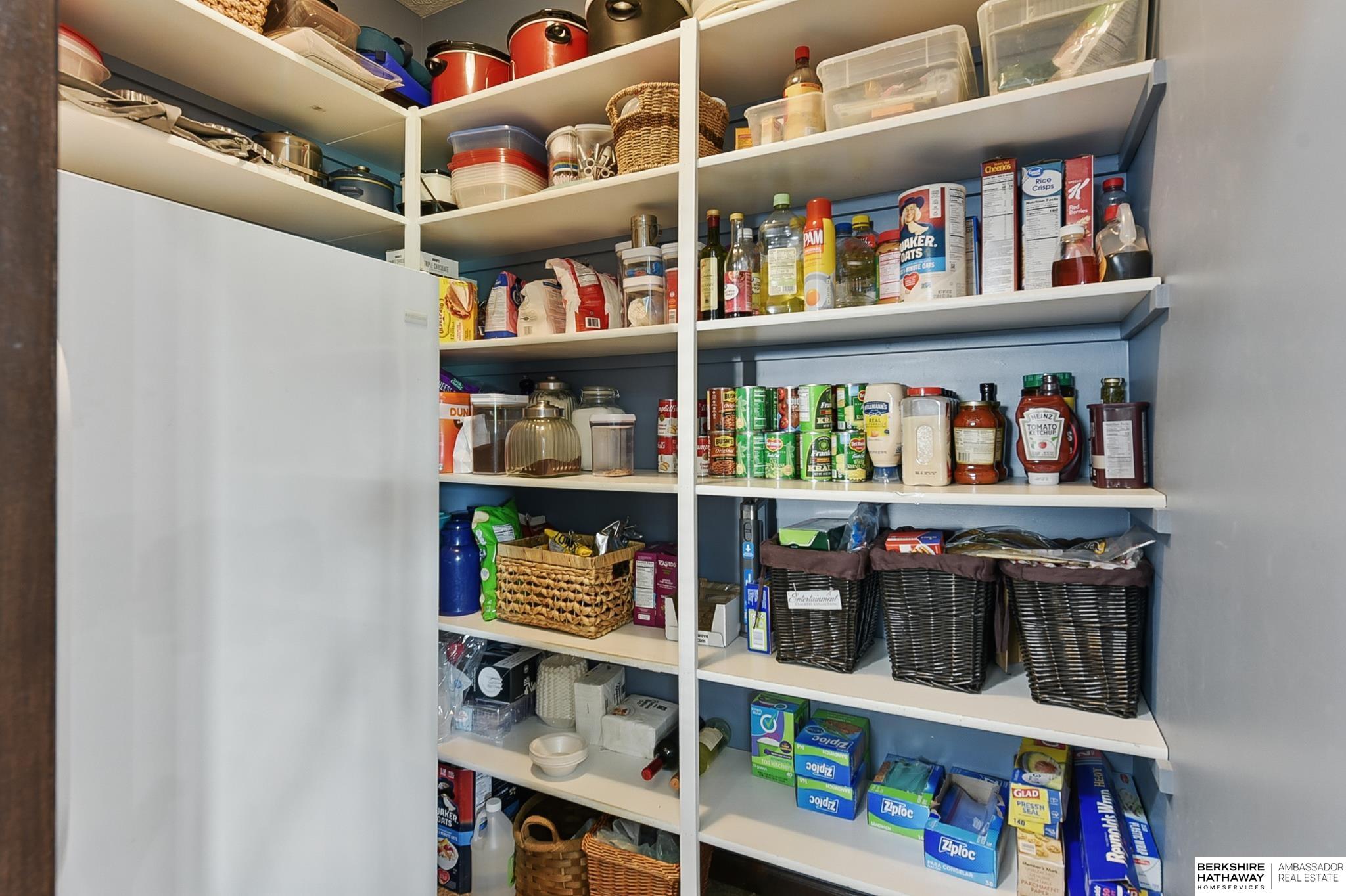 Malmo, Nebraska 68040, United States, 4 Bedrooms Bedrooms, ,3 BathroomsBathrooms,Residential,Pending,146832