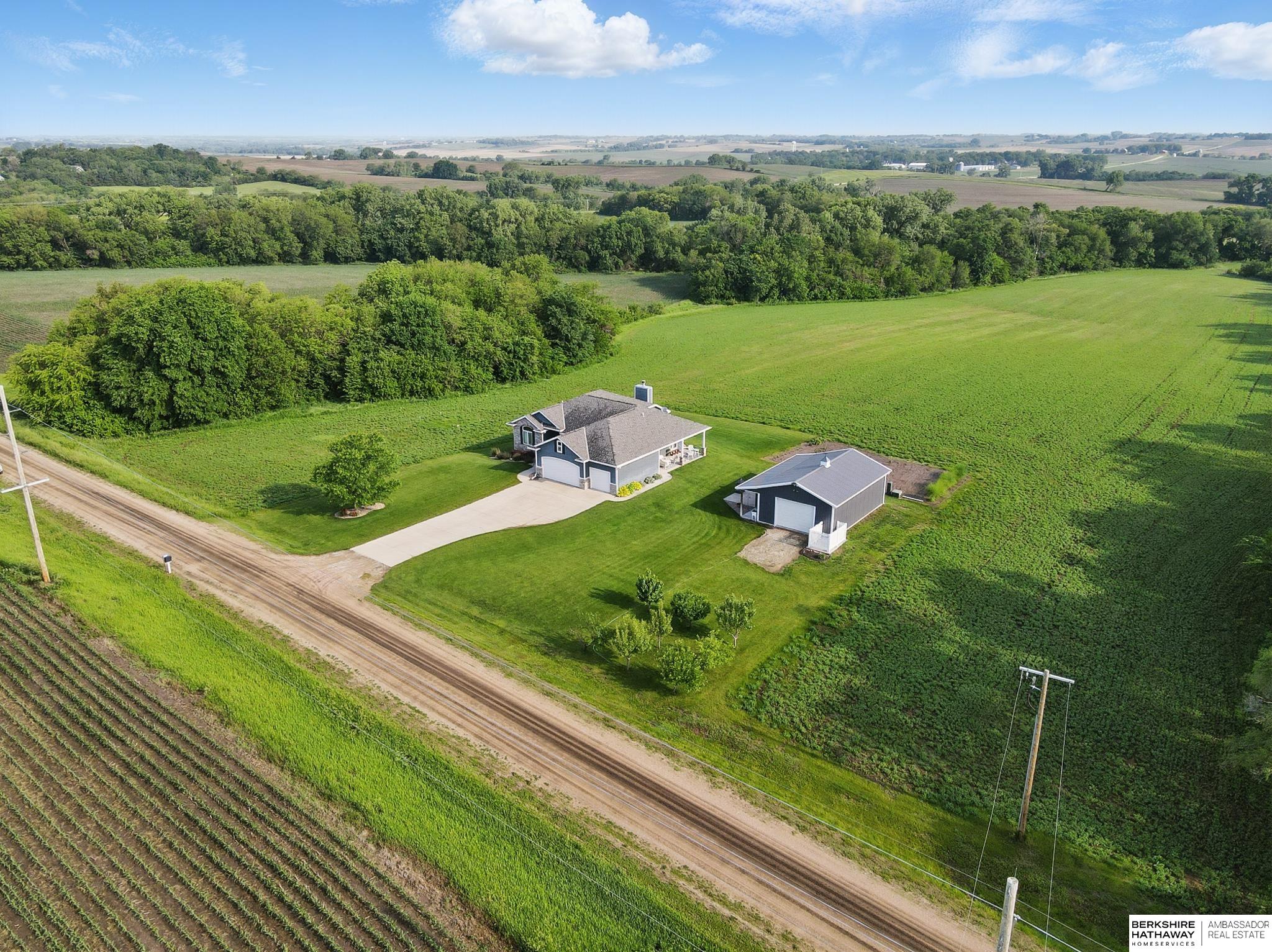 Malmo, Nebraska 68040, United States, 4 Bedrooms Bedrooms, ,3 BathroomsBathrooms,Residential,Pending,146832