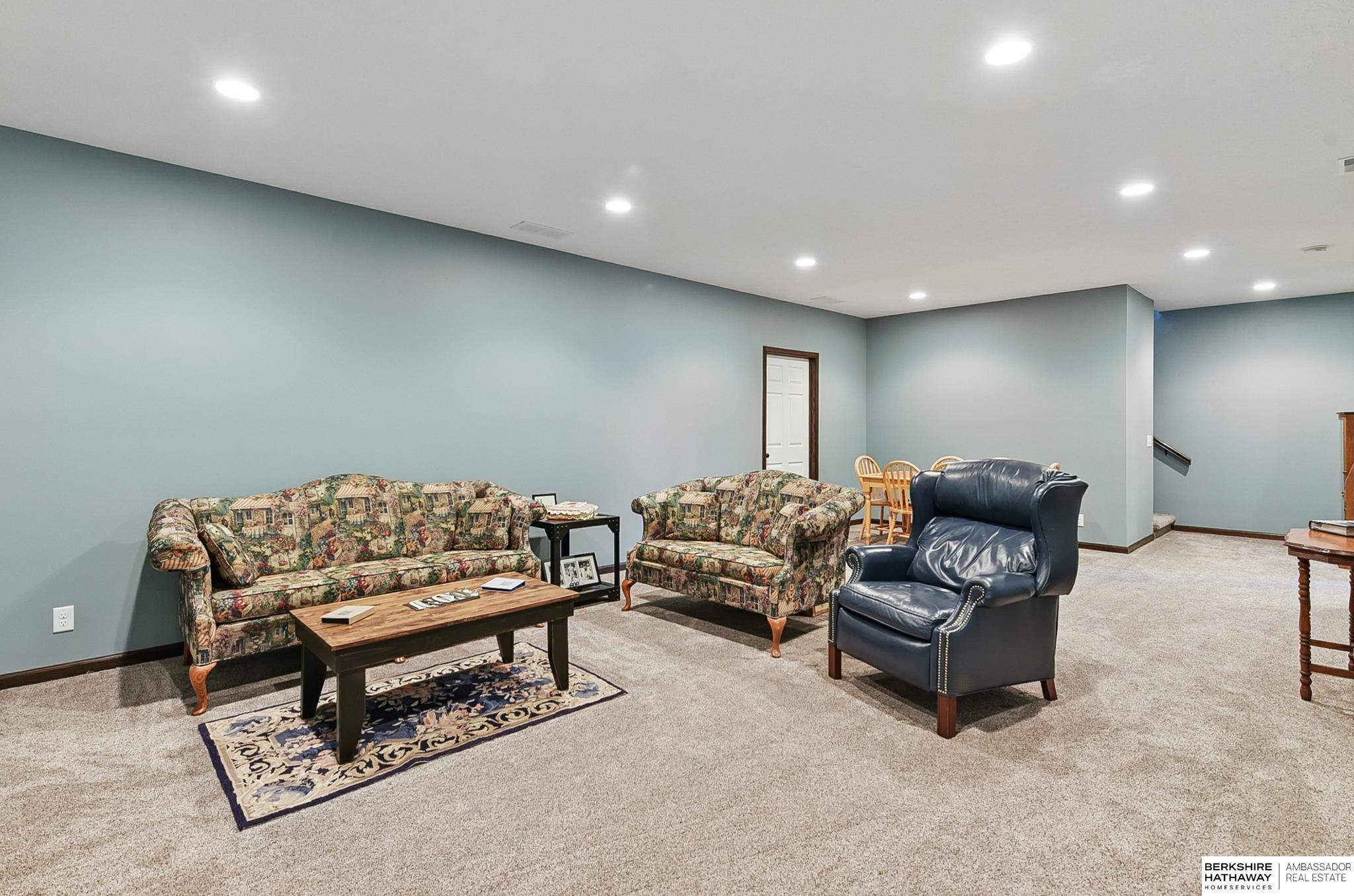 Malmo, Nebraska 68040, United States, 4 Bedrooms Bedrooms, ,3 BathroomsBathrooms,Residential,Pending,146832