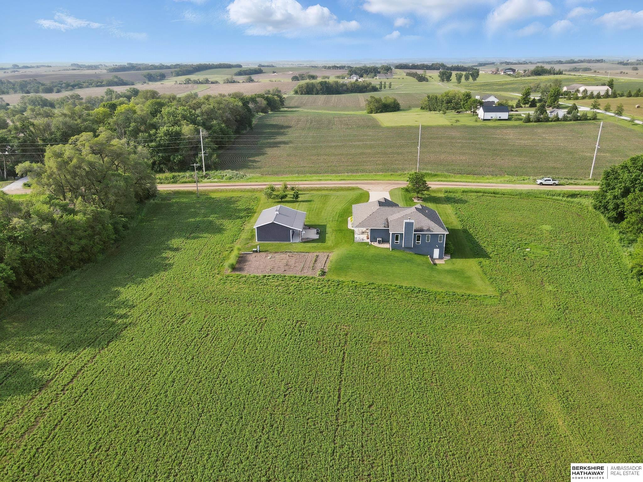 Malmo, Nebraska 68040, United States, 4 Bedrooms Bedrooms, ,3 BathroomsBathrooms,Residential,Pending,146832
