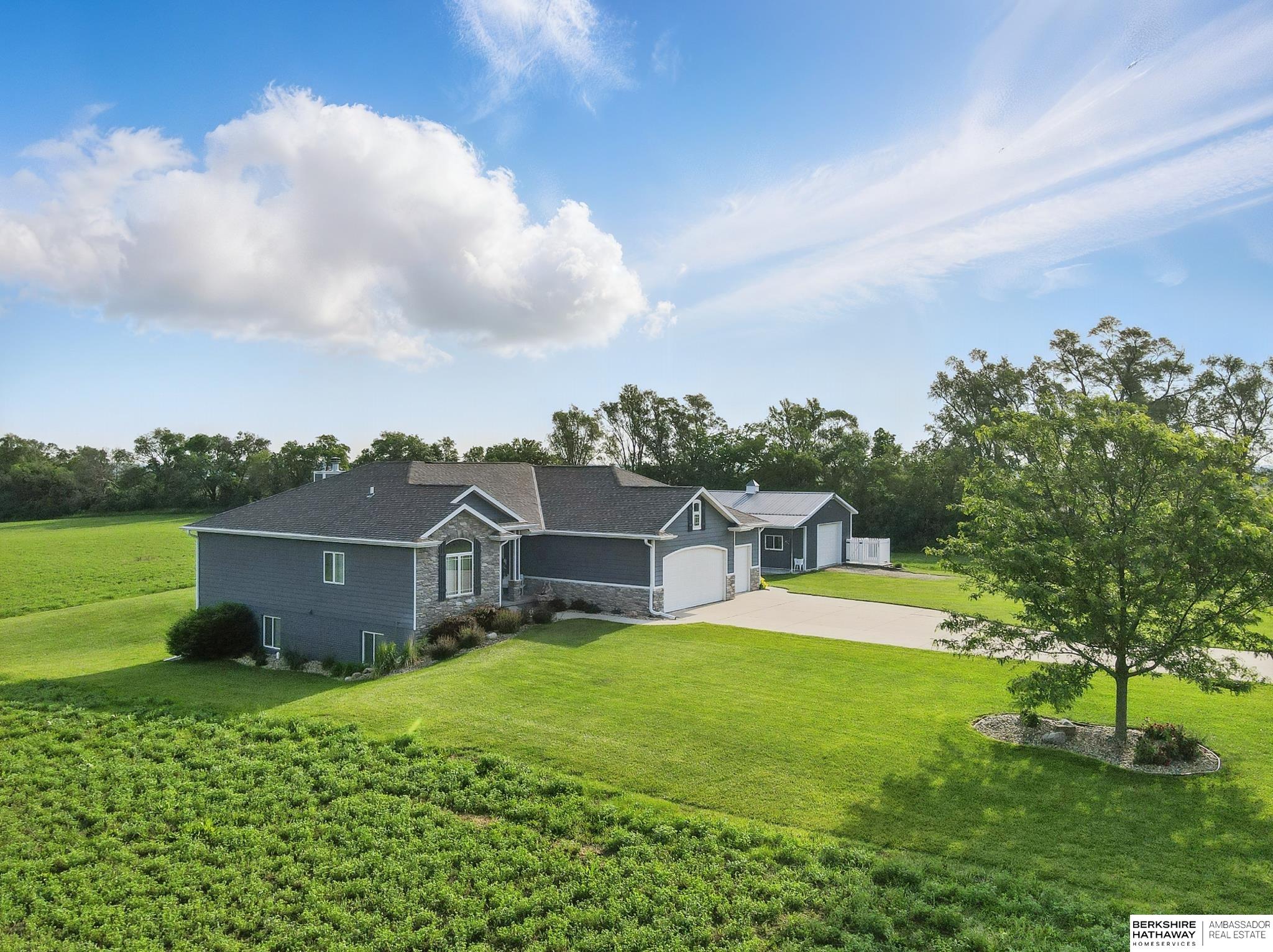 Malmo, Nebraska 68040, United States, 4 Bedrooms Bedrooms, ,3 BathroomsBathrooms,Residential,Pending,146832