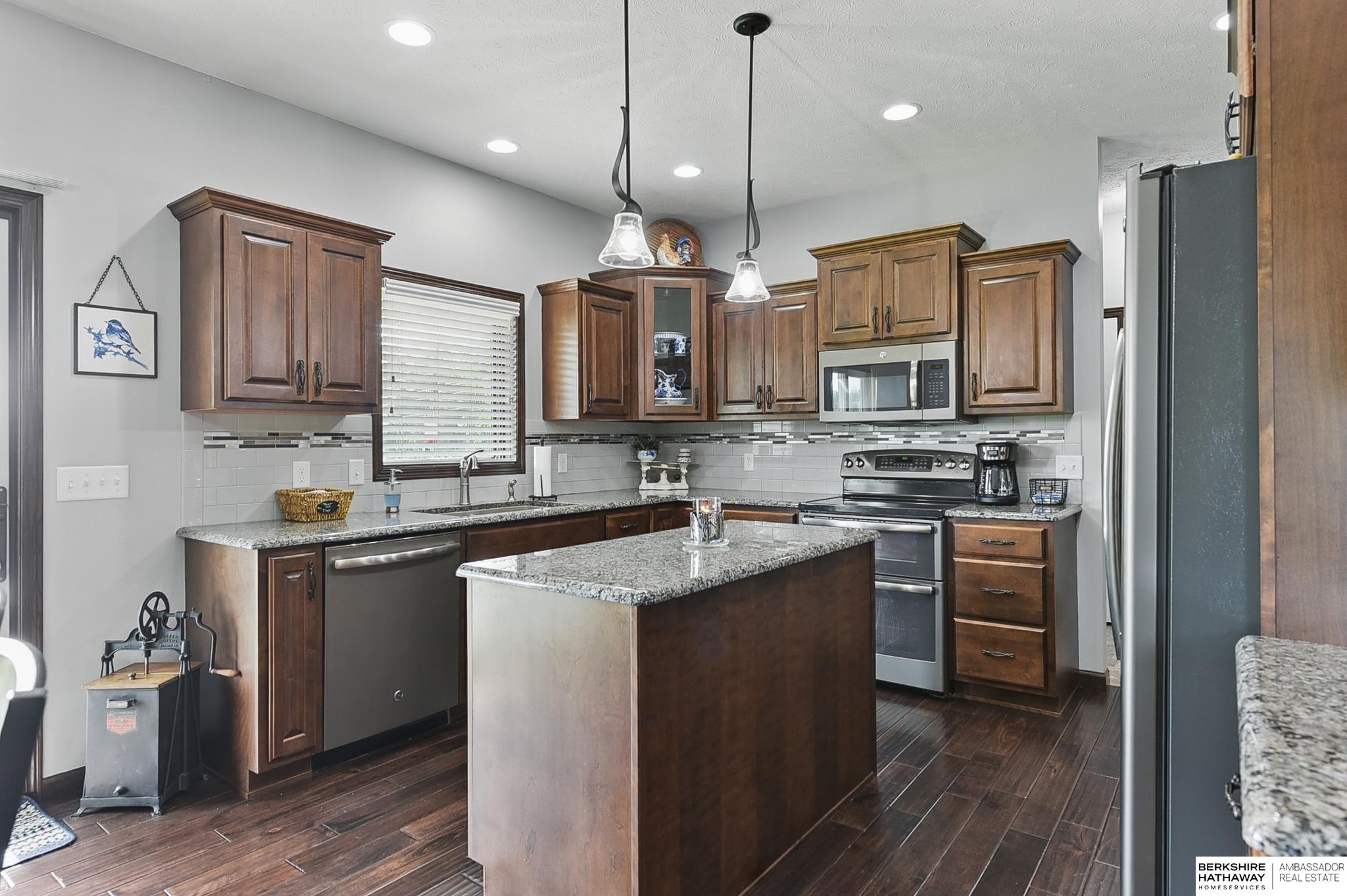 Malmo, Nebraska 68040, United States, 4 Bedrooms Bedrooms, ,3 BathroomsBathrooms,Residential,Pending,146832