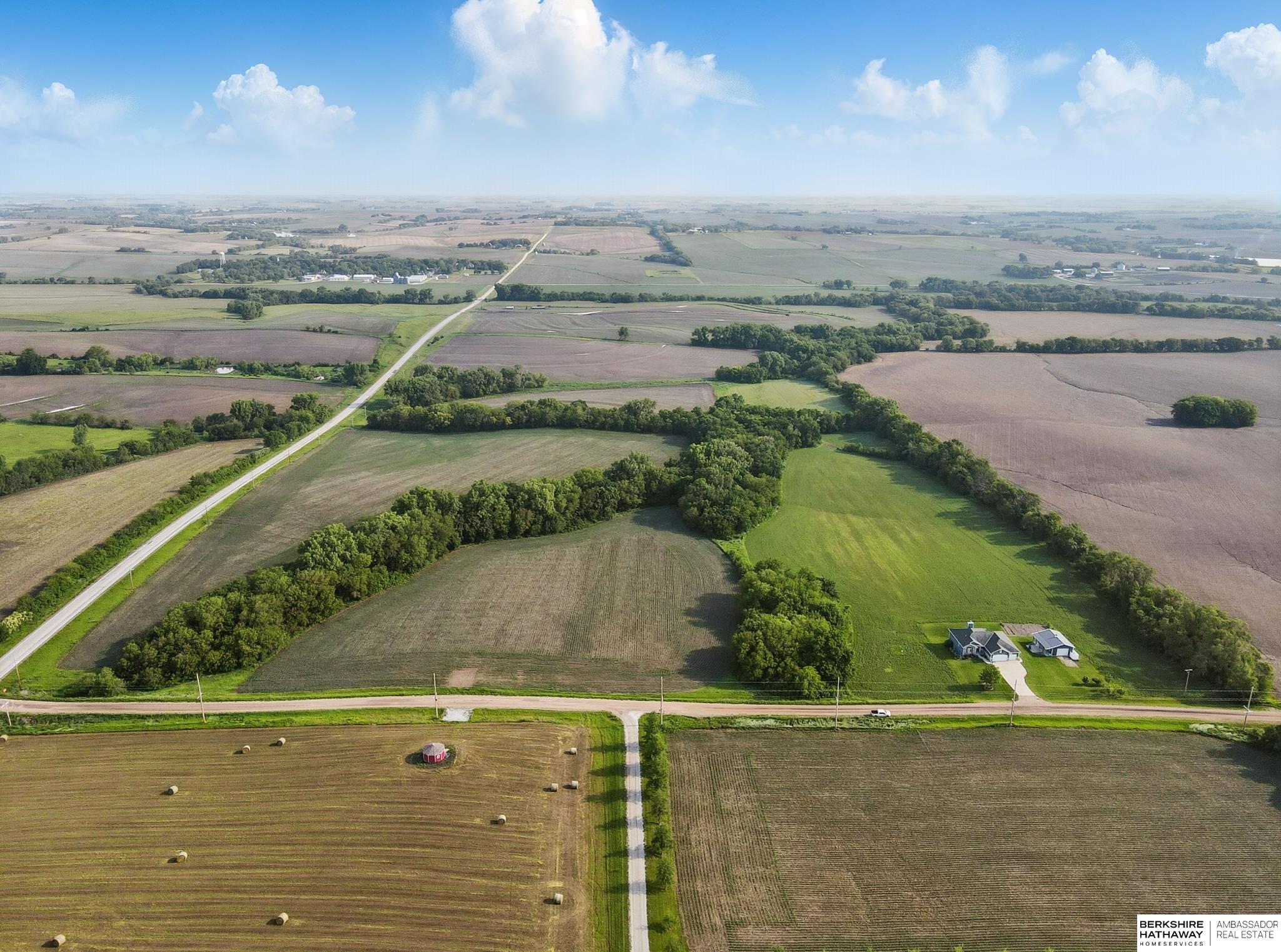 Malmo, Nebraska 68040, United States, 4 Bedrooms Bedrooms, ,3 BathroomsBathrooms,Residential,Pending,146832