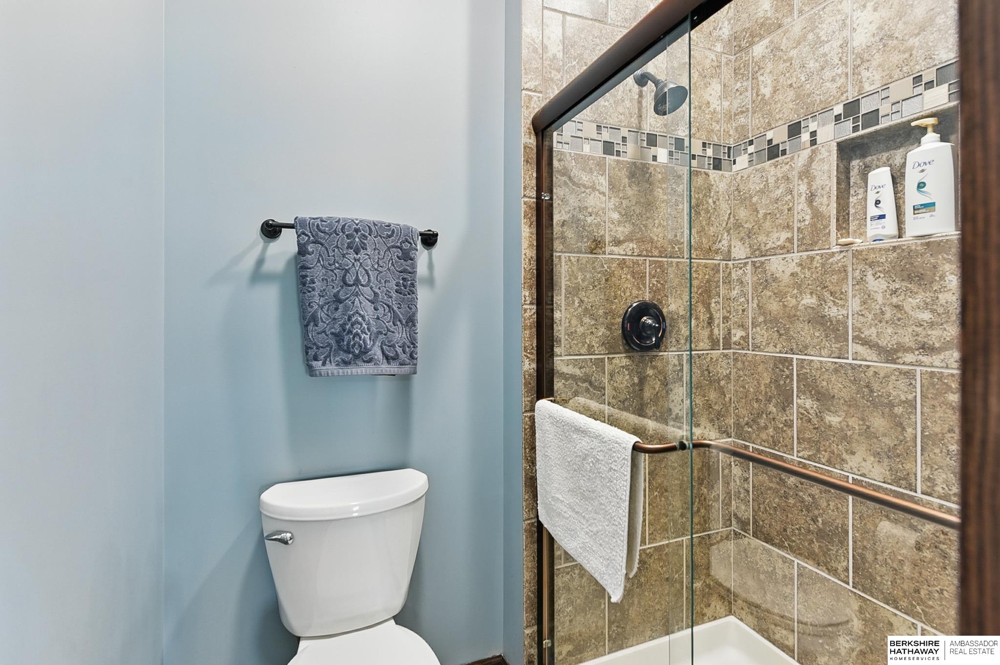 Malmo, Nebraska 68040, United States, 4 Bedrooms Bedrooms, ,3 BathroomsBathrooms,Residential,Pending,146832