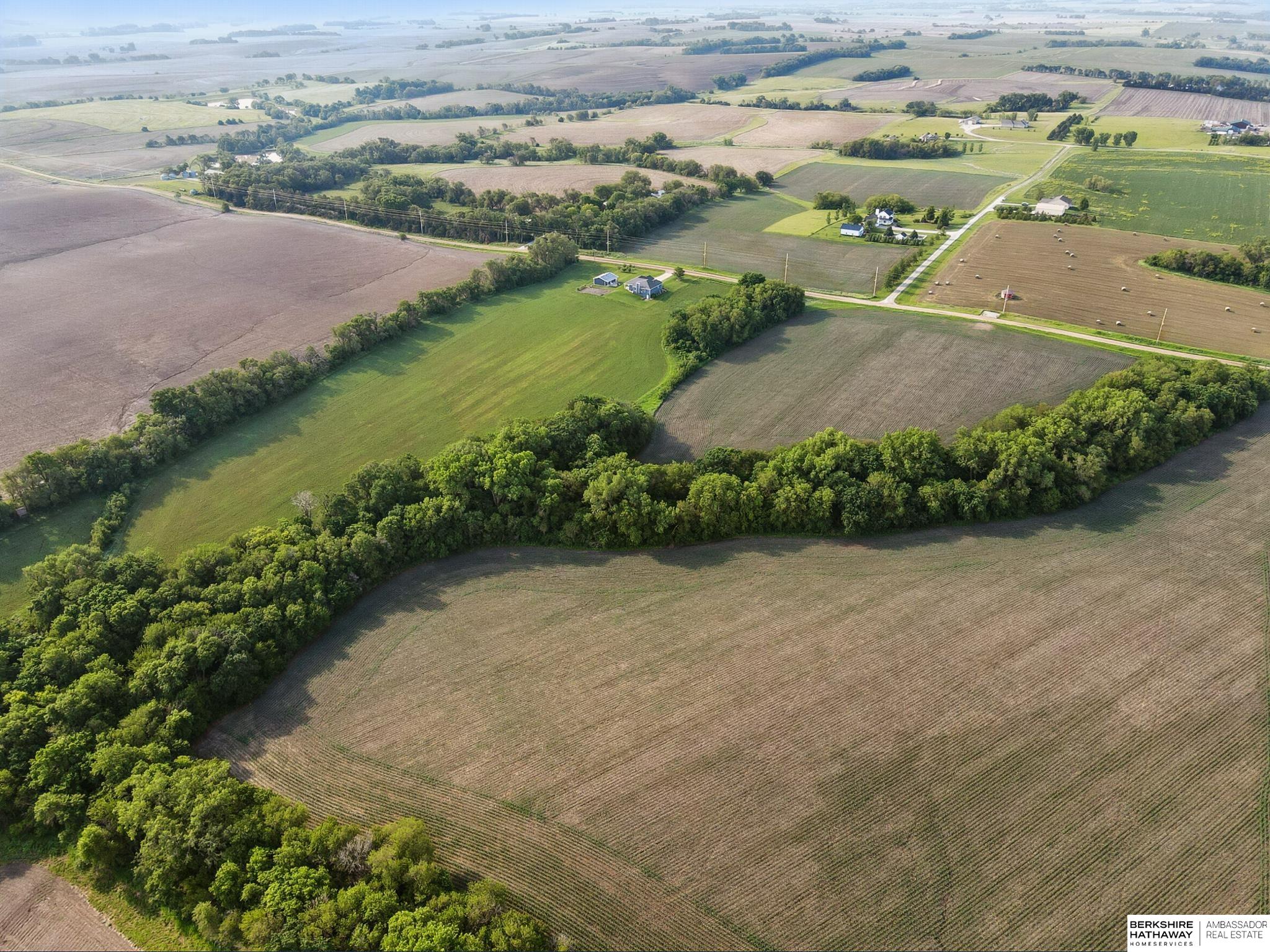 Malmo, Nebraska 68040, United States, 4 Bedrooms Bedrooms, ,3 BathroomsBathrooms,Residential,Pending,146832