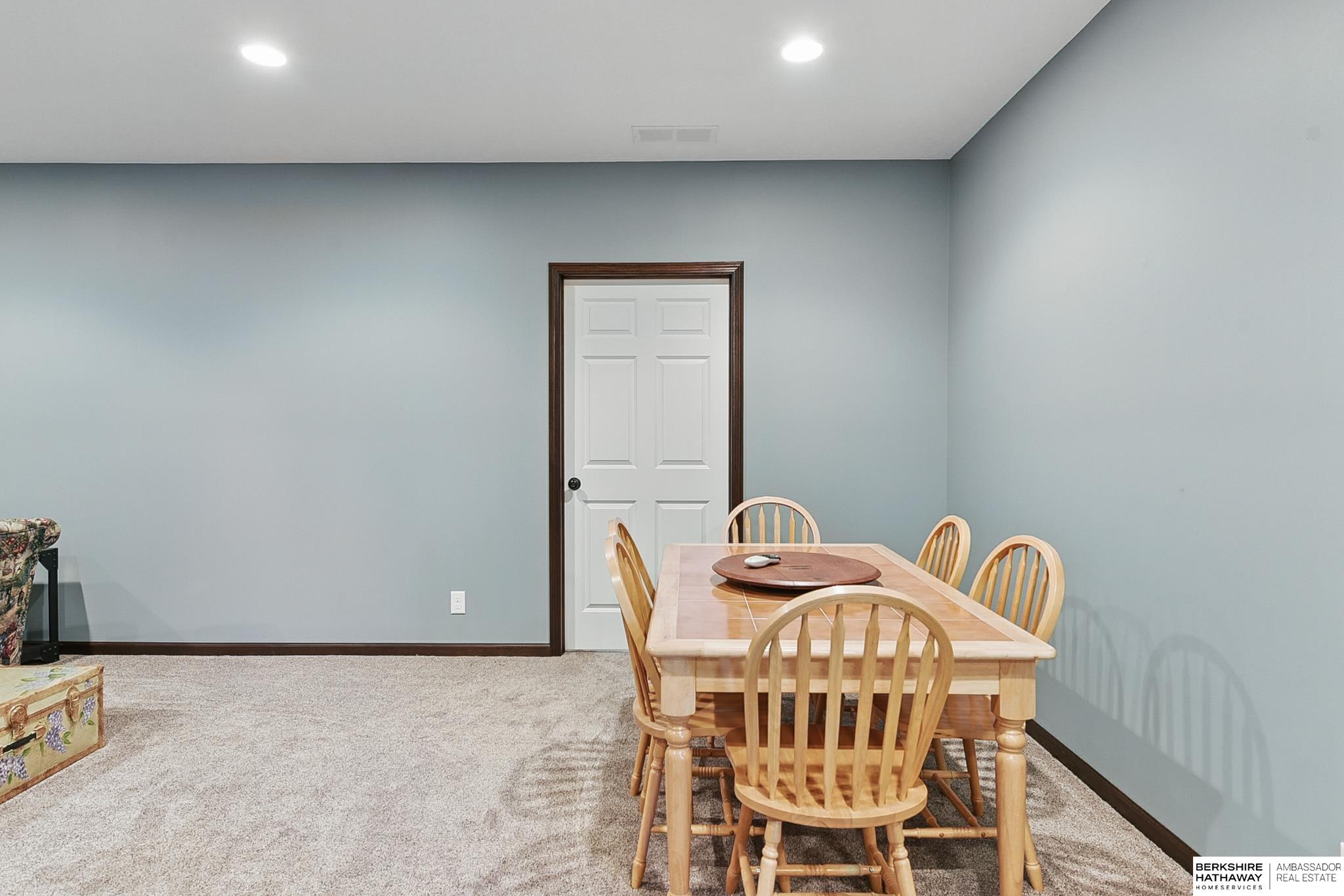 Malmo, Nebraska 68040, United States, 4 Bedrooms Bedrooms, ,3 BathroomsBathrooms,Residential,Pending,146832