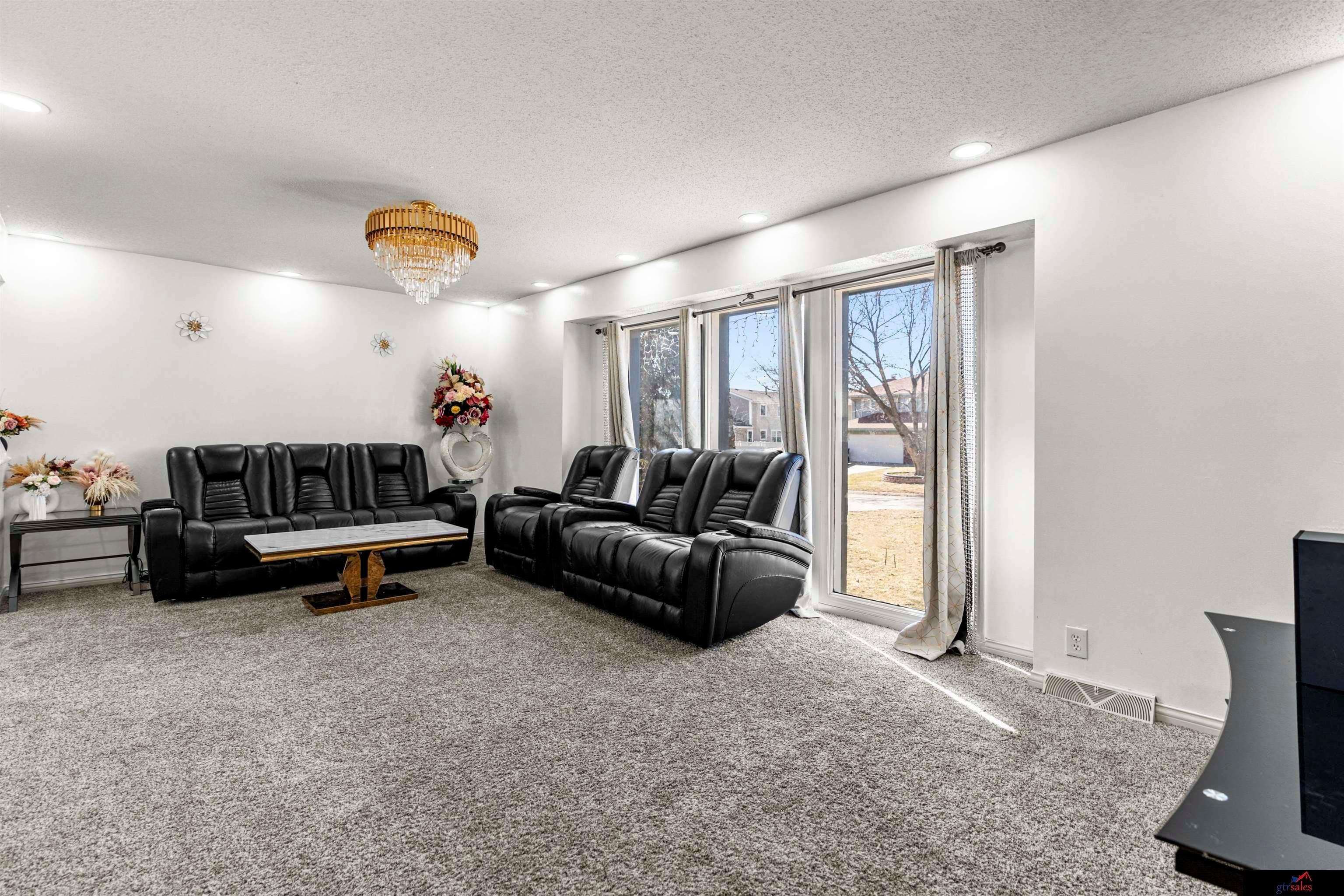 2517 South 167th Street
