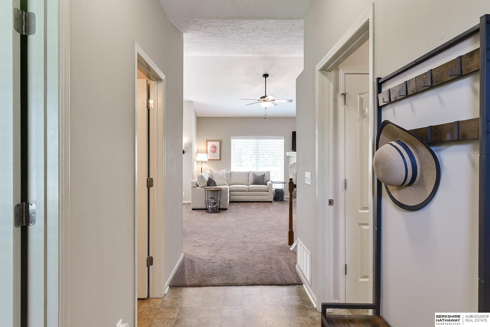 Omaha, Nebraska 68116, United States, 2 Bedrooms Bedrooms, ,2 BathroomsBathrooms,Residential,Pending,153269