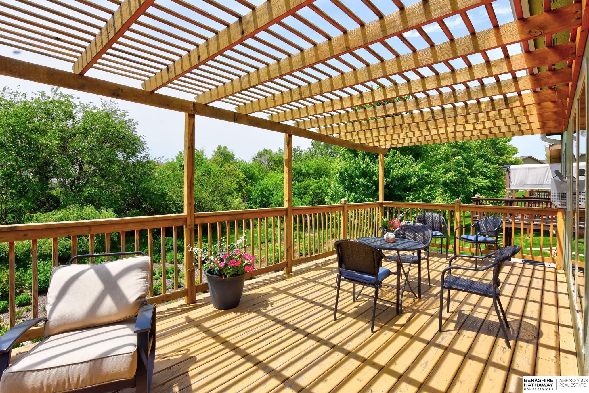 Omaha, Nebraska 68116, United States, 2 Bedrooms Bedrooms, ,2 BathroomsBathrooms,Residential,Pending,153269