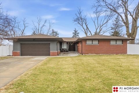 Photo of 11825 Hickory Road, Omaha, NE 68144 (MLS # 22603411)