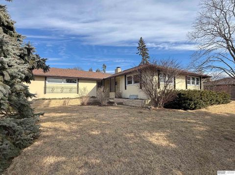 Photo of 501 N 74th Street, Omaha, NE 68114 (MLS # 22603953)