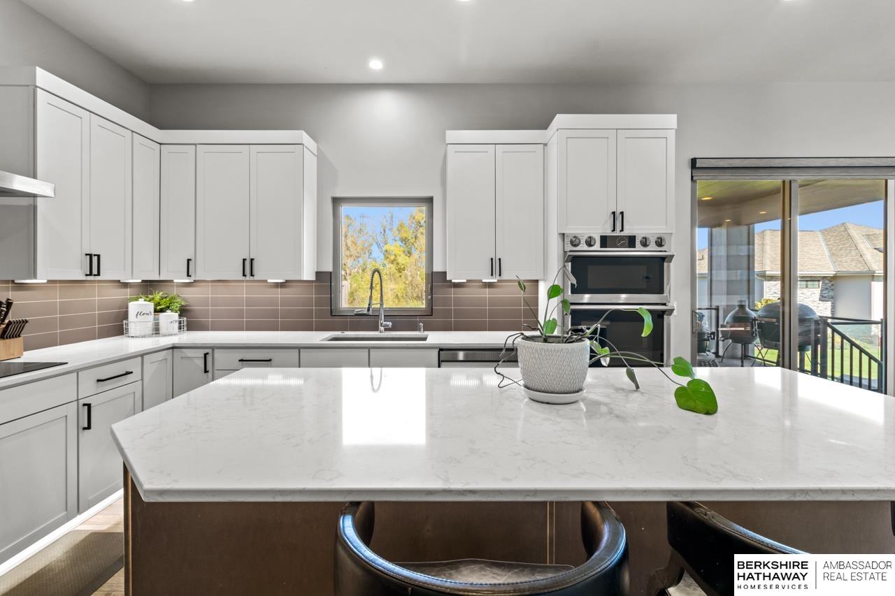 Elkhorn, Nebraska 68022, United States, 5 Bedrooms Bedrooms, ,3 BathroomsBathrooms,Residential,Active,233304