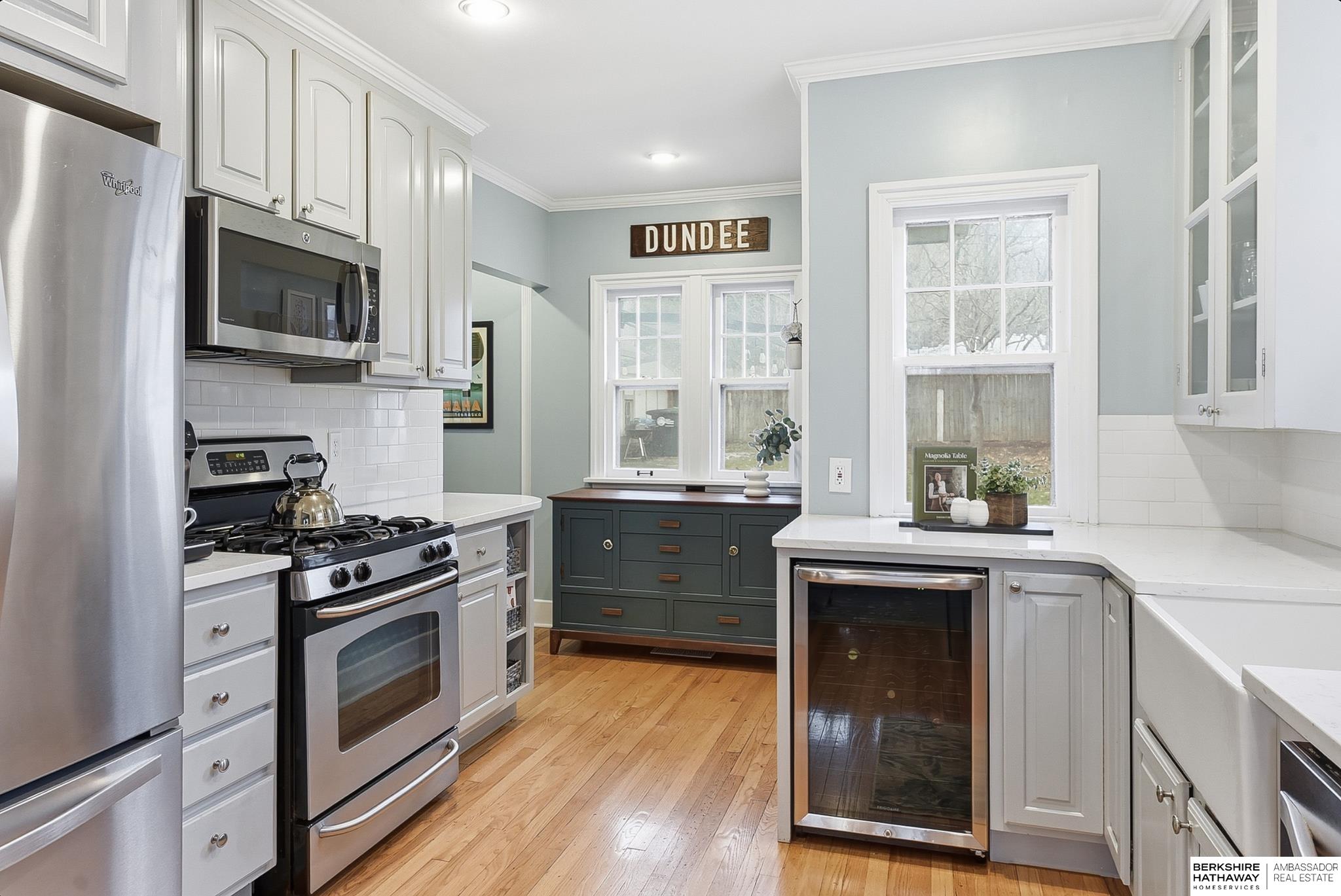 Omaha, Nebraska 68106, United States, 3 Bedrooms Bedrooms, ,2 BathroomsBathrooms,Residential,Active,253811