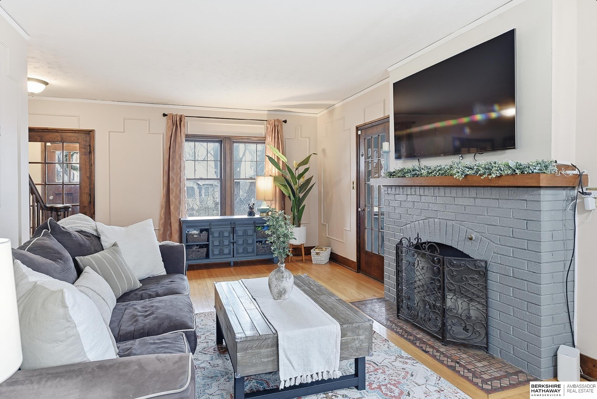 Omaha, Nebraska 68106, United States, 3 Bedrooms Bedrooms, ,2 BathroomsBathrooms,Residential,Active,253811