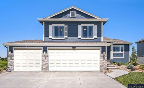 Photo of 17606 Phoebe Street, Bennington, NE 68007 (MLS # 22608920)