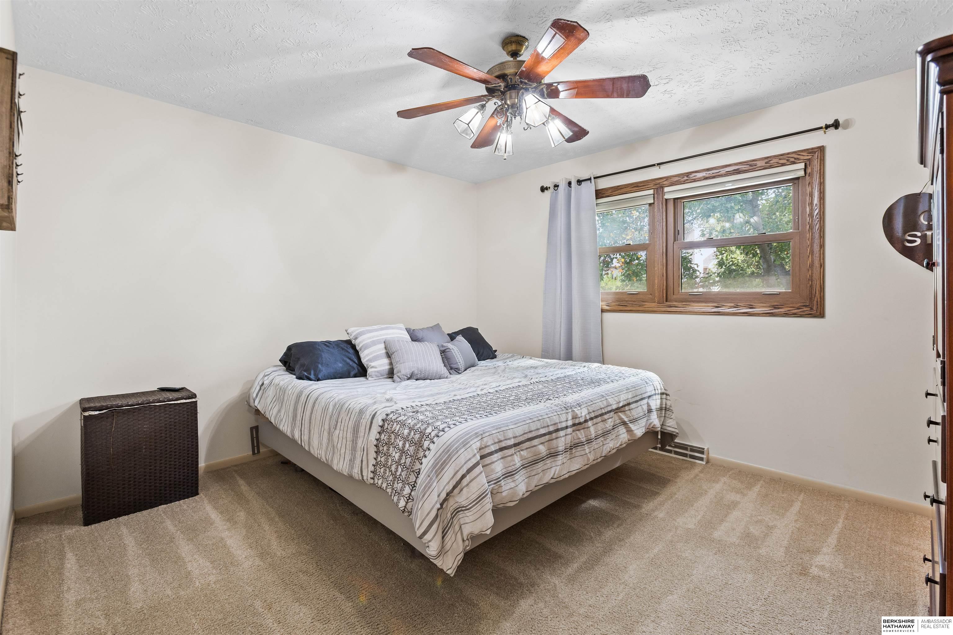 Papillion, Nebraska 68046, United States, 3 Bedrooms Bedrooms, ,2 BathroomsBathrooms,Residential,Active,221517