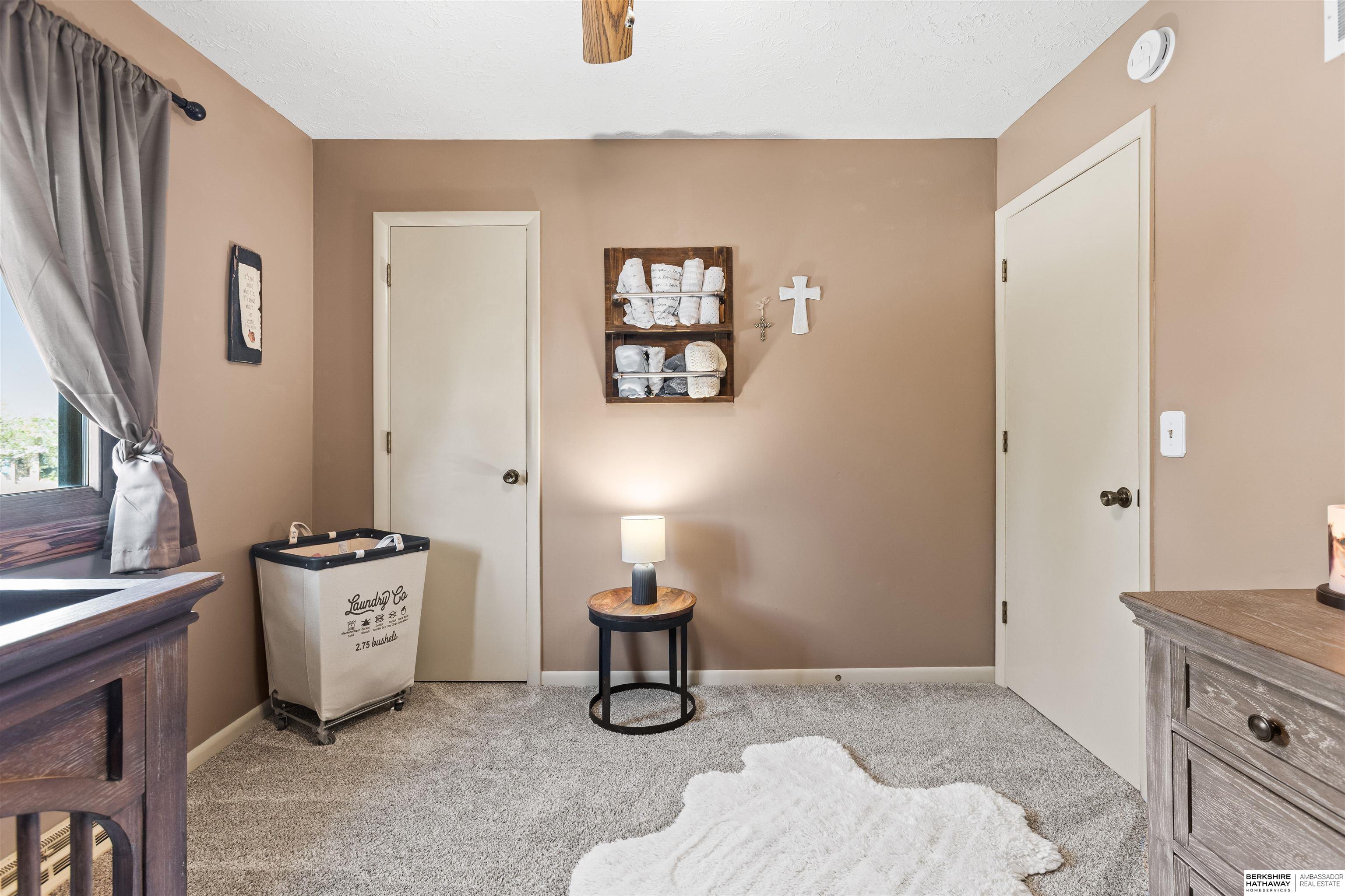 Papillion, Nebraska 68046, United States, 3 Bedrooms Bedrooms, ,2 BathroomsBathrooms,Residential,Active,221517