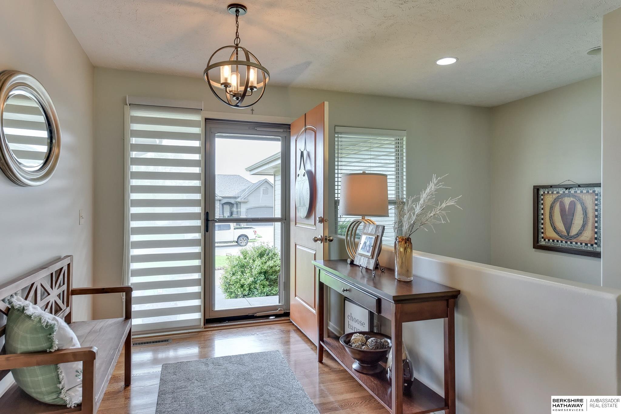 Bennington, Nebraska 68007, United States, 4 Bedrooms Bedrooms, ,3 BathroomsBathrooms,Residential,Active,129783